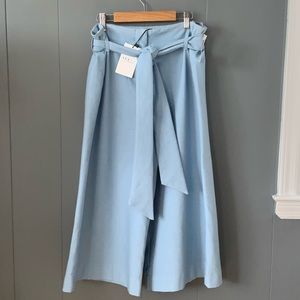 NWT Cropped Culotte Pants